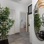 Brajda - 4 Bedroom דירה רייקה