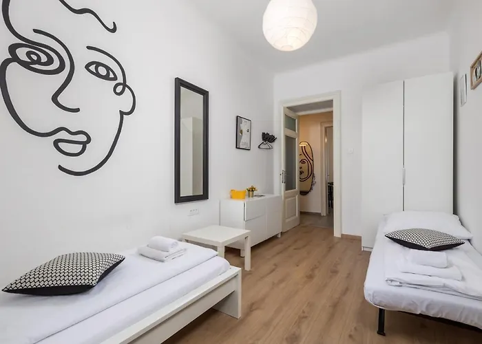Brajda - 4 Bedroom * リエカ