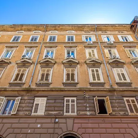 Brajda - 4 Bedroom *