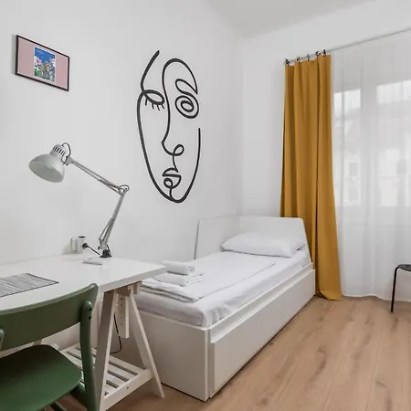 Brajda - 4 Bedroom Apartment *